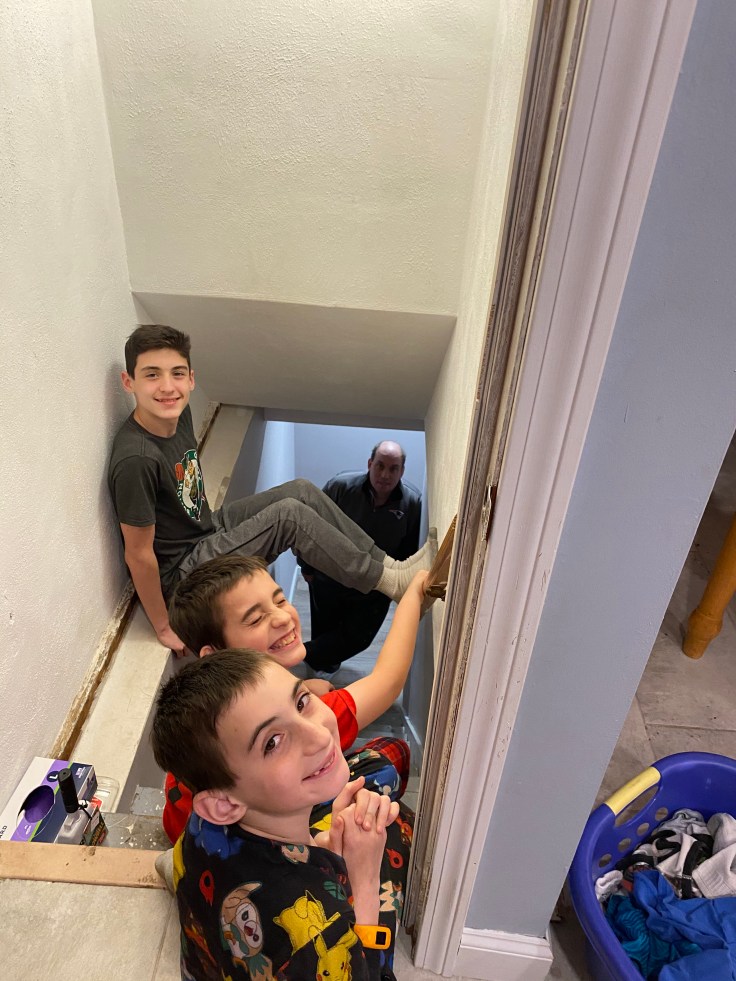 6724AD40-4086-4062-B1B7-D76EEE7E5534